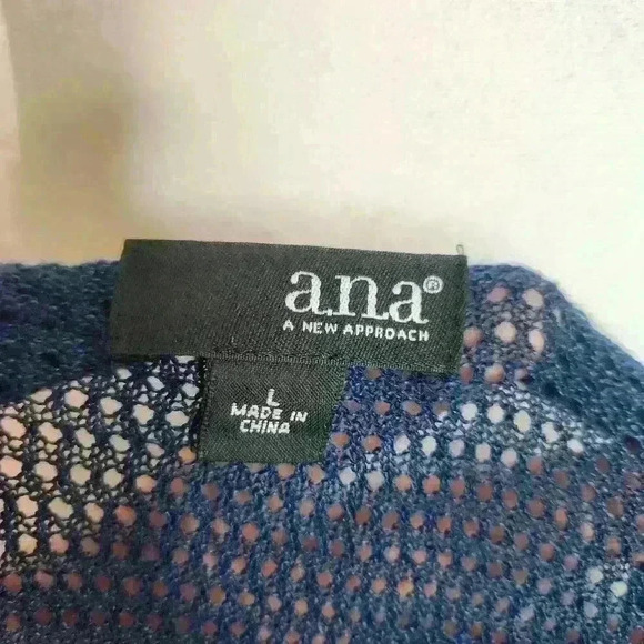 a.n.a a new approach women's navy blue 3/4 sleeve sweater size large - Picture 5 of 7